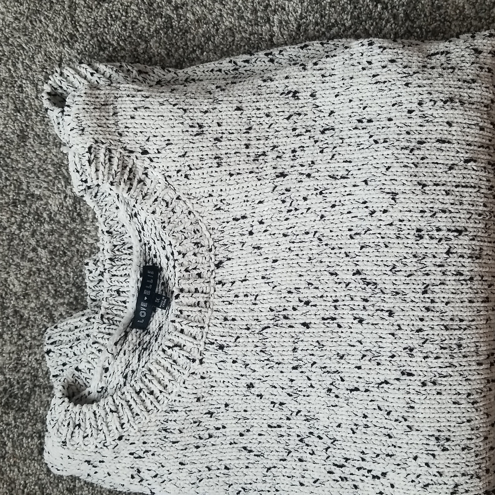 Love Ellie from Stitchfix sweater